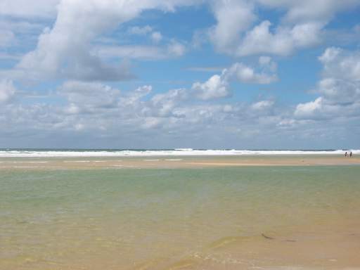 Strand mit Wolken (Westblick)
